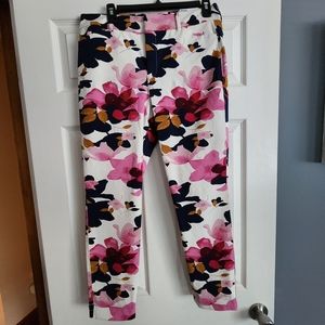 Women's Old Navy Skinny Pixie Floral Pants Size 10